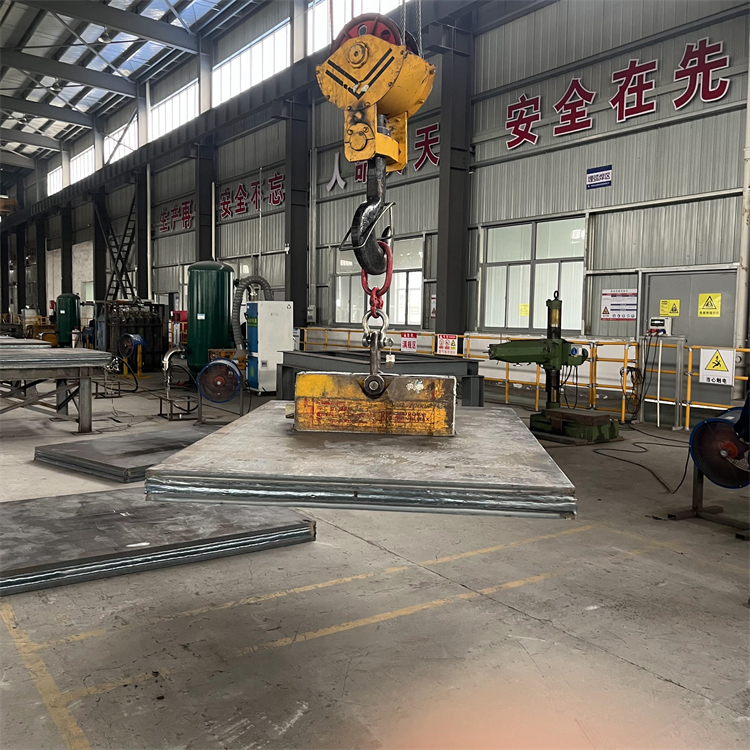 不銹鋼復合板，構建高效脫硫塔